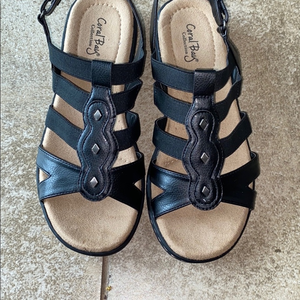Shoes - Picture 2 of 6